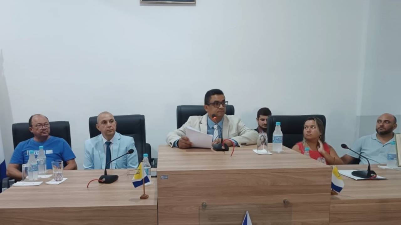 Câmara de Conceição da Barra, no ES, realiza sessão solene de abertura dos trabalhos legislativos de 2025